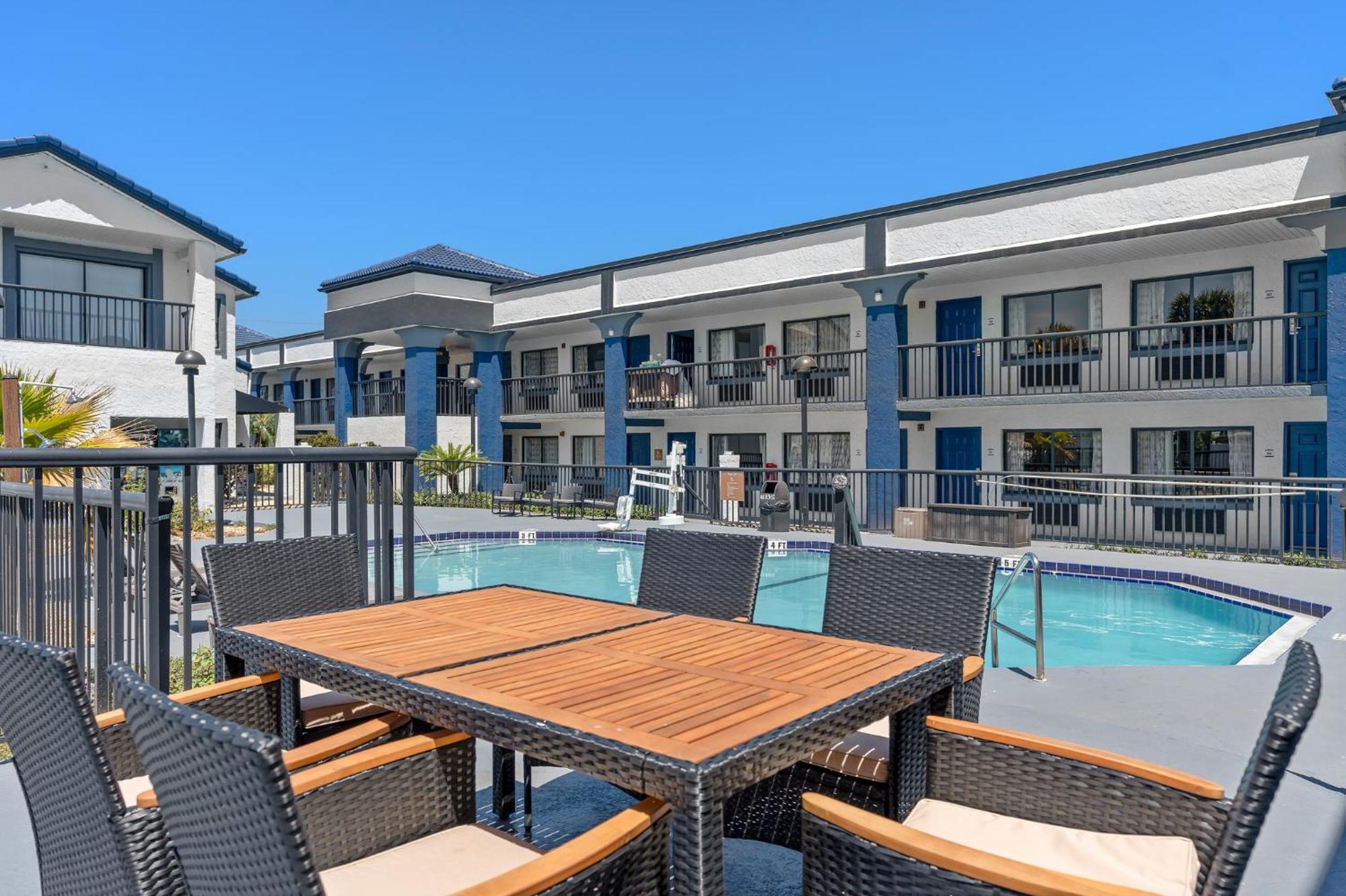 Hotel Baymont By Wyndham Orlando East Alafaya Exteriér fotografie